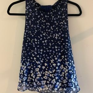 Banana Republic Key Hole Top